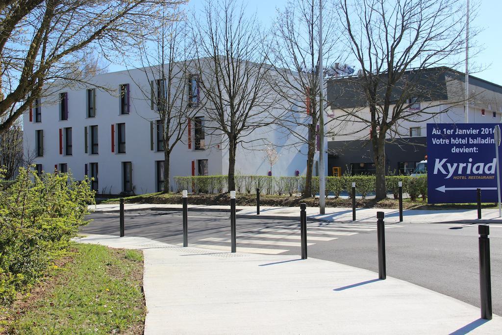 Kyriad Saint Quentin En Yvelines - Montigny Zewnętrze zdjęcie